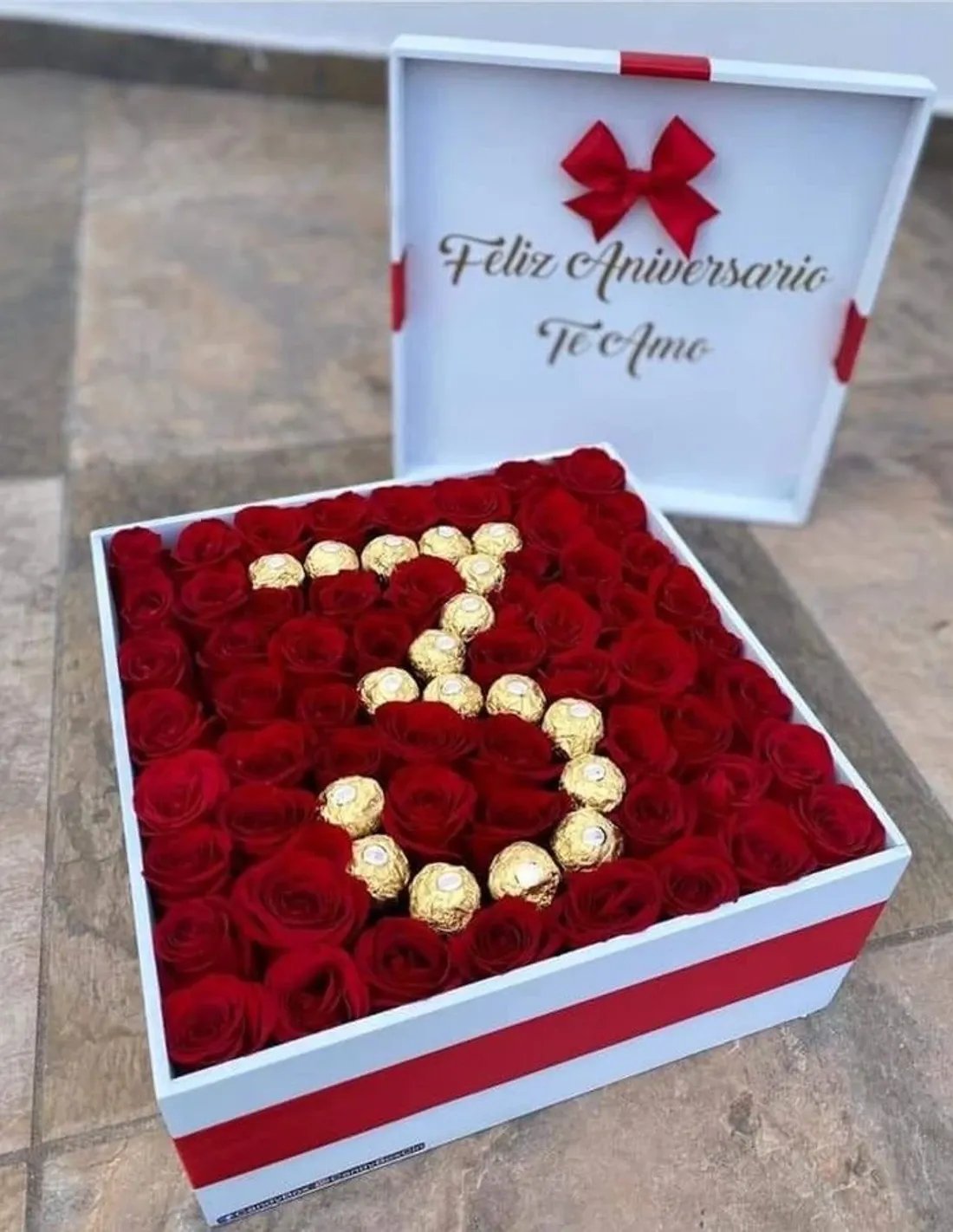 caja de rosas con números