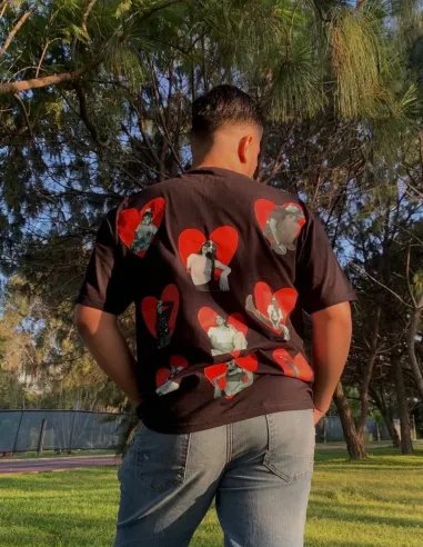 Camiseta corazones