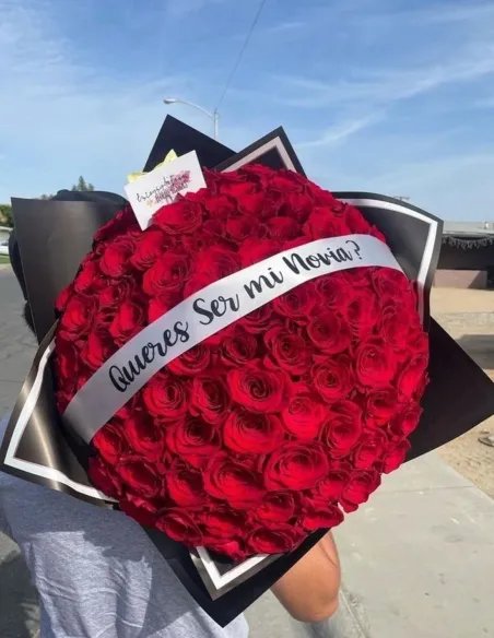 Ramo 175 rosas